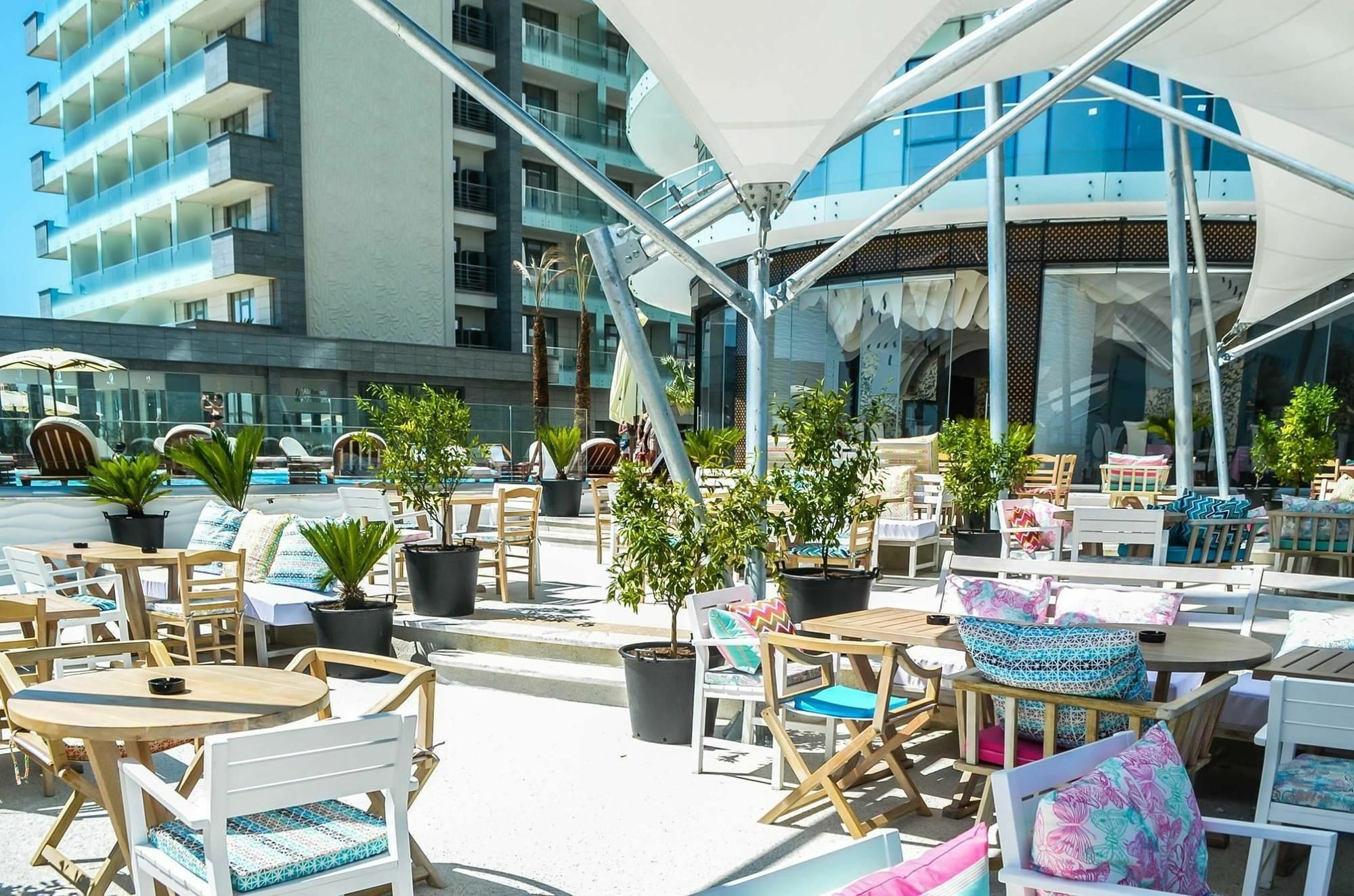 Aparthotel White Tower Mamaia Exterior foto
