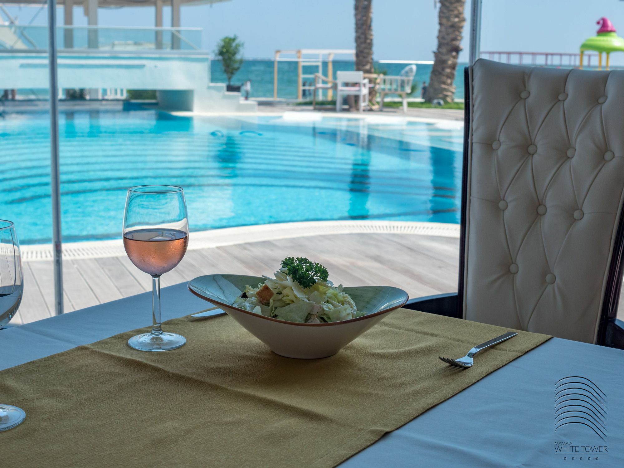 Aparthotel White Tower Mamaia Exterior foto